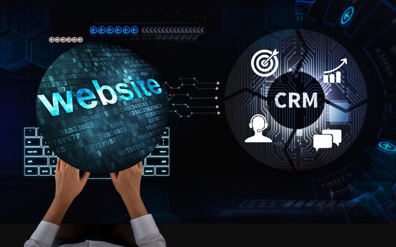 Website kết hợp CRM là gì? Doanh nghiệp có thực sự cần CRM marketing?